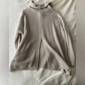 Jack by BB Dakota cowl neck sweater size small, lavender purple